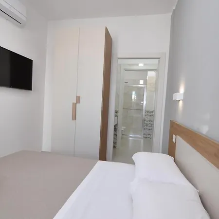 Blanc E Apartment *